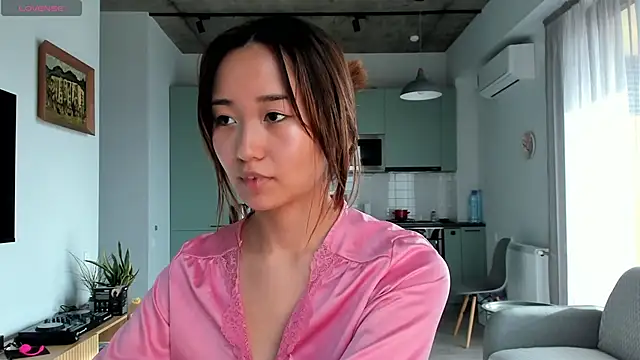 Snapshot of julias_tapes chatting on December 13, 2024, 8:51 am julias tapes online show from December 13, 2024, 8:51 am