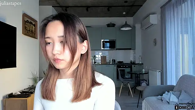 Snapshot of julias_tapes chatting on January 14, 2025, 1:49 pm julias tapes online show from January 14, 2025, 1:49 pm