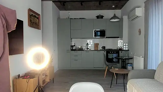 Snapshot of julias_tapes chatting on January 22, 2025, 2:14 pm julias tapes online show from January 22, 2025, 2:14 pm