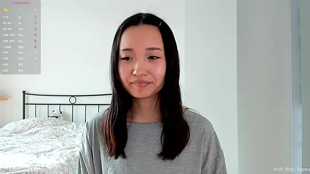 Snapshot of julias_tapes chatting on February 7, 2025, 9:16 am julias tapes online show from February 7, 2025, 9:16 am