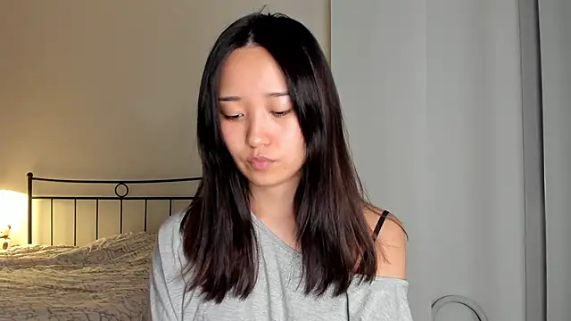 Snapshot of julias_tapes chatting on February 11, 2025, 9:14 pm julias tapes online show from February 11, 2025, 9:14 pm