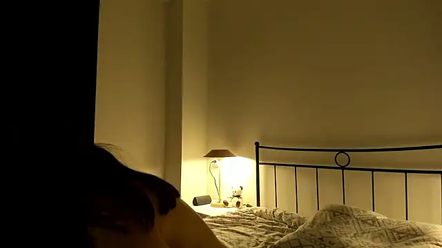 Snapshot of julias_tapes chatting on February 12, 2025, 12:16 am julias tapes online show from February 12, 2025, 12:16 am