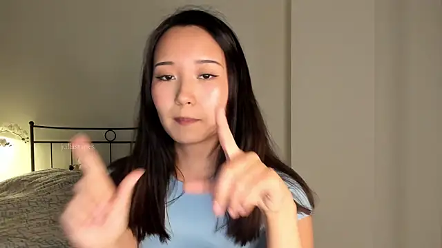 Snapshot of julias_tapes chatting on February 28, 2025, 3:04 pm julias tapes online show from February 28, 2025, 3:04 pm