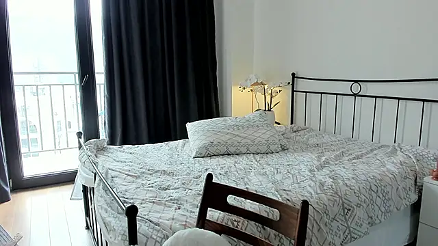 Snapshot of julias_tapes chatting on March 18, 2025, 7:30 am julias tapes online show from March 18, 2025, 7:30 am