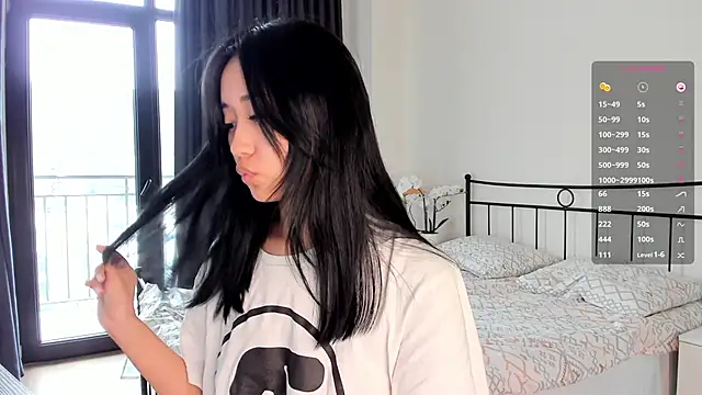 Snapshot of julias_tapes chatting on March 20, 2025, 7:25 am julias tapes online show from March 20, 2025, 7:25 am