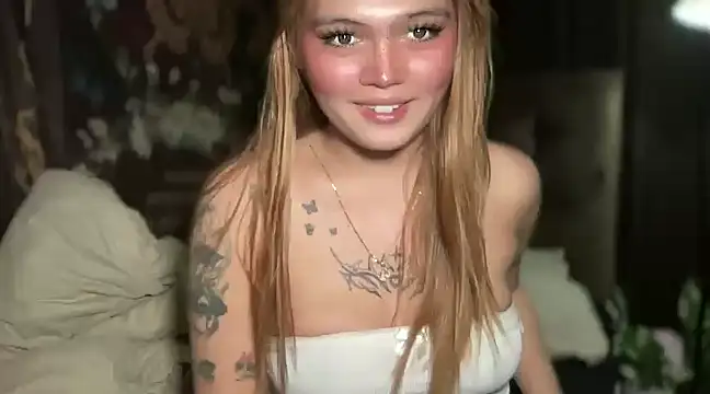 Claire Brooke online show from February 6, 2025, 6:35 pm