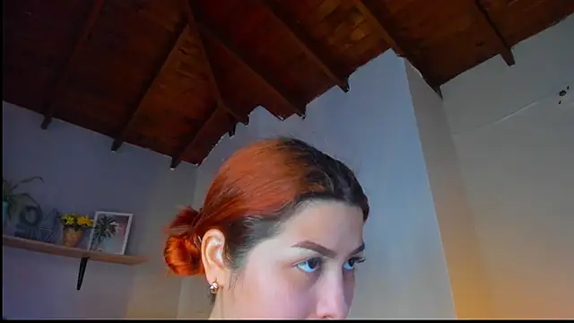 Gretta Queen online show from April 19, 2026, 5:01 pm