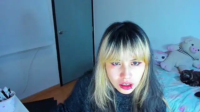 Akane-Mou online show from January 13, 2025, 9:19 am