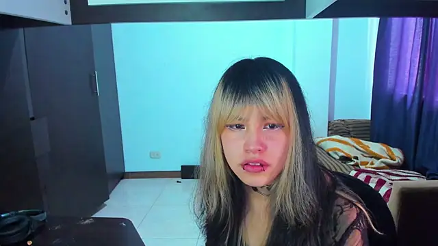 Akane-Mou online show from January 25, 2025, 5:51 pm