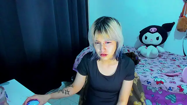 Snapshot of Akane-Mou chatting on July 25, 2026, 2:31 am Akane-Mou online show from July 25, 2026, 2:31 am