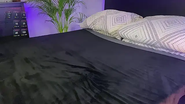 spottyyy online show from December 16, 2024, 5:43 pm