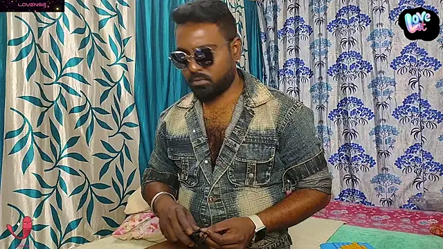 Snapshot of BLACK---MAMBA chatting on December 25, 2024, 8:29 am BLACK---MAMBA online show from December 25, 2024, 8:29 am