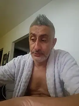 DildoG45 online show from December 21, 2025, 1:57 am