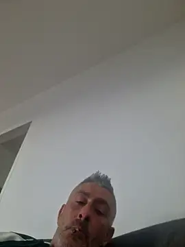 Snapshot of cuci45 chatting on February 14, 2026, 10:01 am cuci45 online show from February 14, 2026, 10:01 am