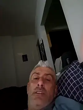 Snapshot of cuci45 chatting on February 21, 2026, 2:01 am cuci45 online show from February 21, 2026, 2:01 am