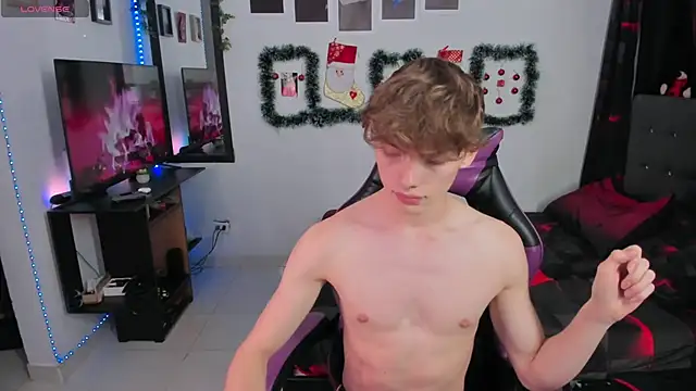 Snapshot of andybxby chatting on January 7, 2026, 2:14 am andybxby online show from January 7, 2026, 2:14 am