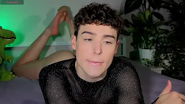 RobbyCharming online show from October 1, 2025, 9:48 am