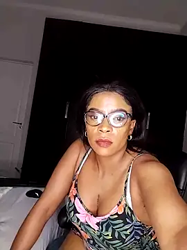 Lalakin90 online show from February 8, 2025, 9:24 am