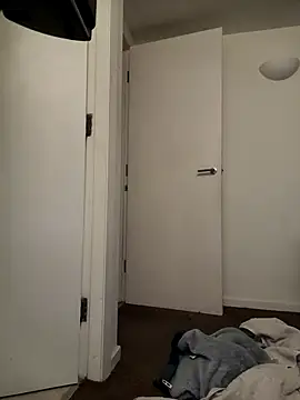 uk-bobbie-uk online show from March 1, 2025, 6:11 pm