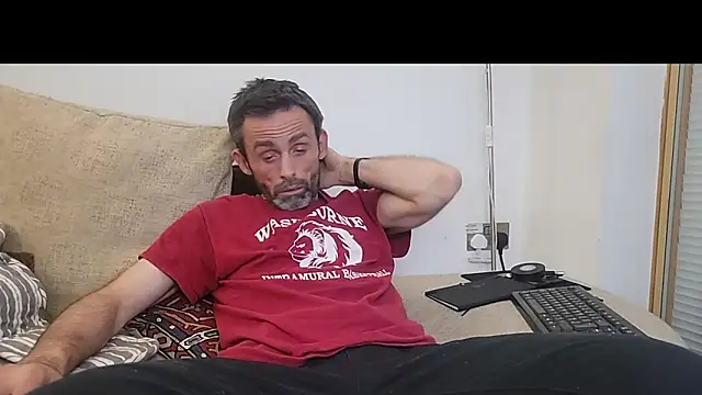 uk-bobbie-uk online show from October 20, 2025, 4:02 am