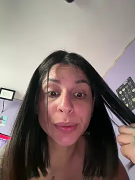 Snapshot of charlotte_stevenss_ chatting on January 12, 2025, 8:14 pm charlotte stevenss online show from January 12, 2025, 8:14 pm