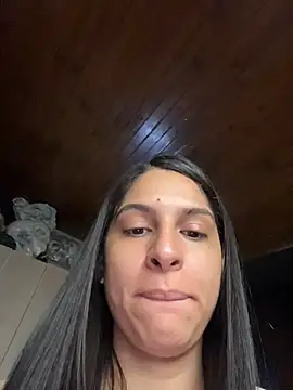 charlotte stevenss  online show from October 19, 2025, 3:34 pm