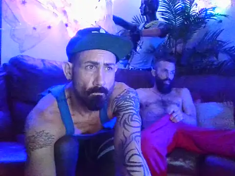 ItalianPapiDripDrip online show from February 8, 2025, 5:51 am