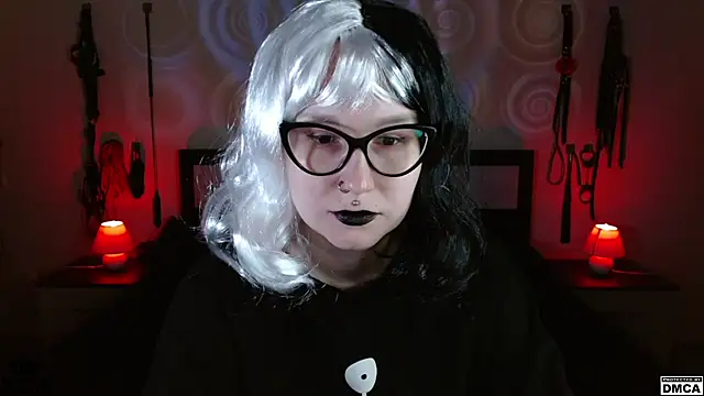 Amanita  Pantherina online show from December 5, 2024, 7:38 am