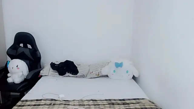 Snapshot of Youlittlepervertt_ chatting on January 29, 2025, 4:47 am Youlittlepervertt online show from January 29, 2025, 4:47 am