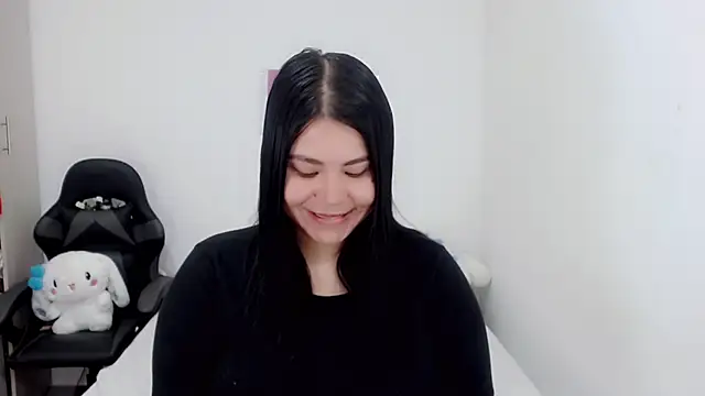 Snapshot of Youlittlepervertt_ chatting on February 7, 2025, 10:50 am Youlittlepervertt online show from February 7, 2025, 10:50 am