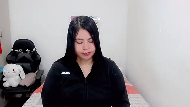 Snapshot of Youlittlepervertt_ chatting on March 5, 2025, 12:38 am Youlittlepervertt online show from March 5, 2025, 12:38 am