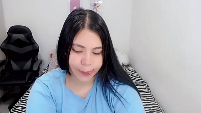 Snapshot of Youlittlepervertt_ chatting on March 12, 2025, 7:28 pm Youlittlepervertt online show from March 12, 2025, 7:28 pm