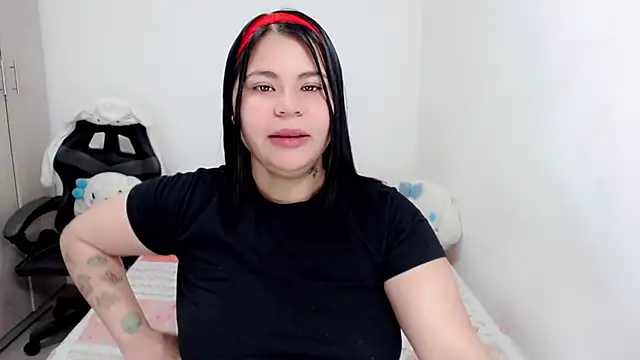 Snapshot of Youlittlepervertt_ chatting on September 13, 2025, 7:46 pm Youlittlepervertt online show from September 13, 2025, 7:46 pm