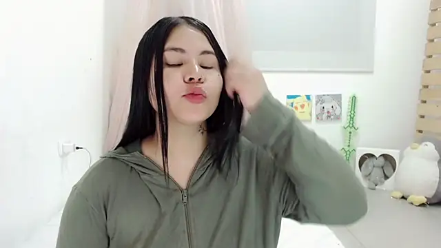 Snapshot of Youlittlepervertt_ chatting on November 6, 2025, 10:43 pm Youlittlepervertt online show from November 6, 2025, 10:43 pm