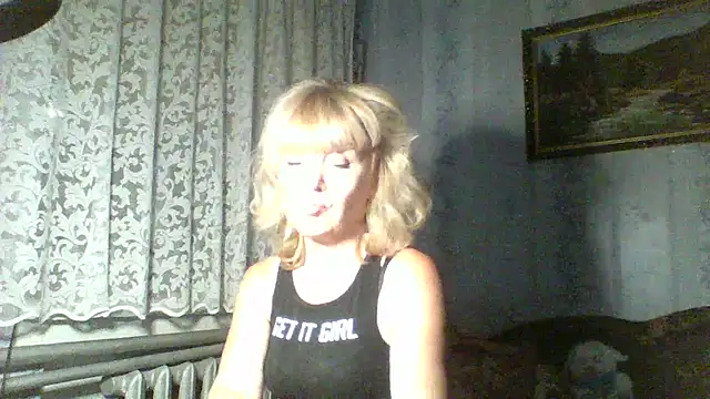 Annie Heart online show from September 16, 2025, 7:26 pm