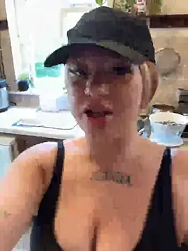 liquidxlogan online show from May 28, 2026, 6:27 pm