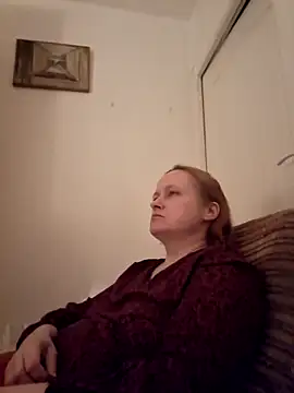 Snapshot of She-devilx chatting on December 21, 2024, 10:40 pm She-devilx online show from December 21, 2024, 10:40 pm