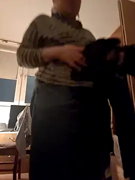 Snapshot of She-devilx chatting on January 12, 2025, 10:12 pm She-devilx online show from January 12, 2025, 10:12 pm