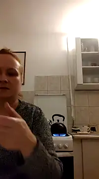 Snapshot of She-devilx chatting on January 19, 2025, 10:28 pm She-devilx online show from January 19, 2025, 10:28 pm