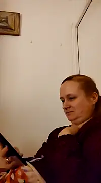 Snapshot of She-devilx chatting on February 8, 2025, 10:08 pm She-devilx online show from February 8, 2025, 10:08 pm