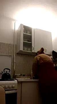 Snapshot of She-devilx chatting on February 28, 2025, 9:33 pm She-devilx online show from February 28, 2025, 9:33 pm