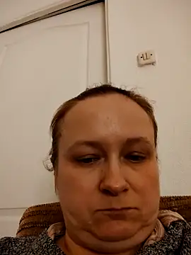 Snapshot of She-devilx chatting on March 2, 2025, 10:38 pm She-devilx online show from March 2, 2025, 10:38 pm