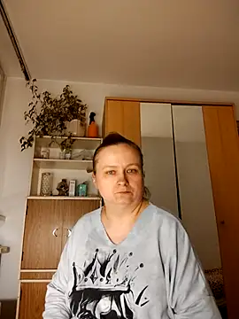 Snapshot of She-devilx chatting on March 9, 2025, 8:21 pm She-devilx online show from March 9, 2025, 8:21 pm