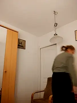 Snapshot of She-devilx chatting on March 12, 2025, 9:03 pm She-devilx online show from March 12, 2025, 9:03 pm