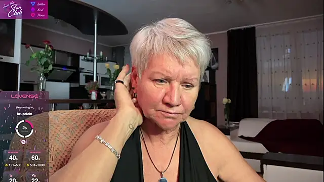 roxana brooks online show from February 10, 2025, 3:21 pm