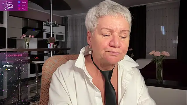 roxana brooks online show from March 5, 2025, 7:06 pm