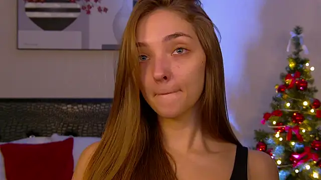 VirginieCruz online show from December 20, 2025, 5:36 am