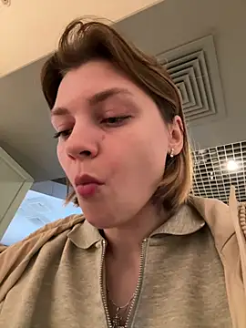 ValenciaShock online show from March 20, 2026, 6:40 am