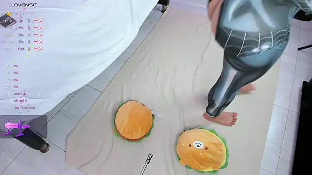 Isabella Daniell online show from February 10, 2026, 4:05 am