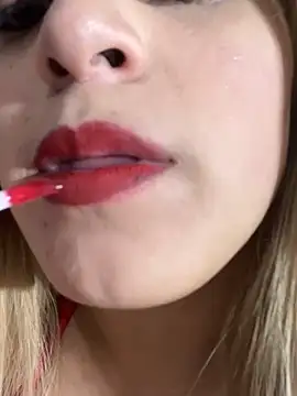 Snapshot of bella_star21 chatting on December 5, 2025, 10:46 am bella star21 online show from December 5, 2025, 10:46 am